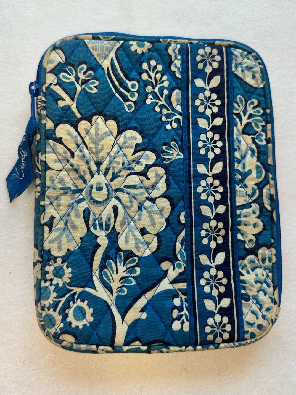 Vera Bradley Blue Lagoon Quilted Cotton Tech Tablet Sleeve Pouch